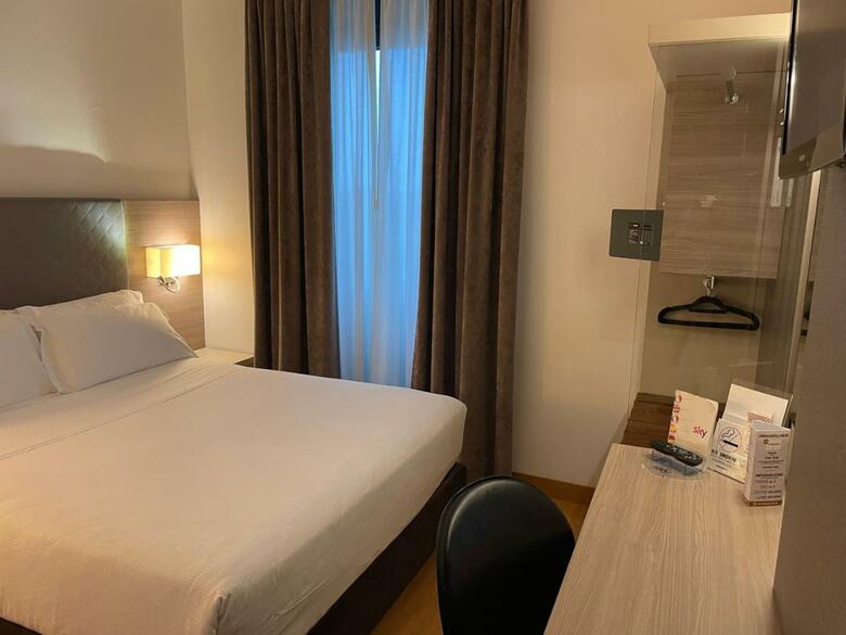 Hotel Omnia