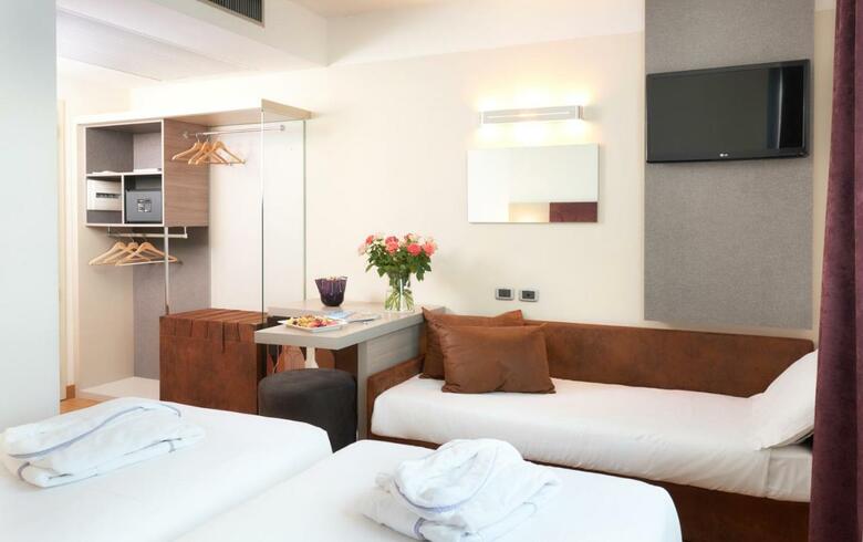 Hotel Omnia