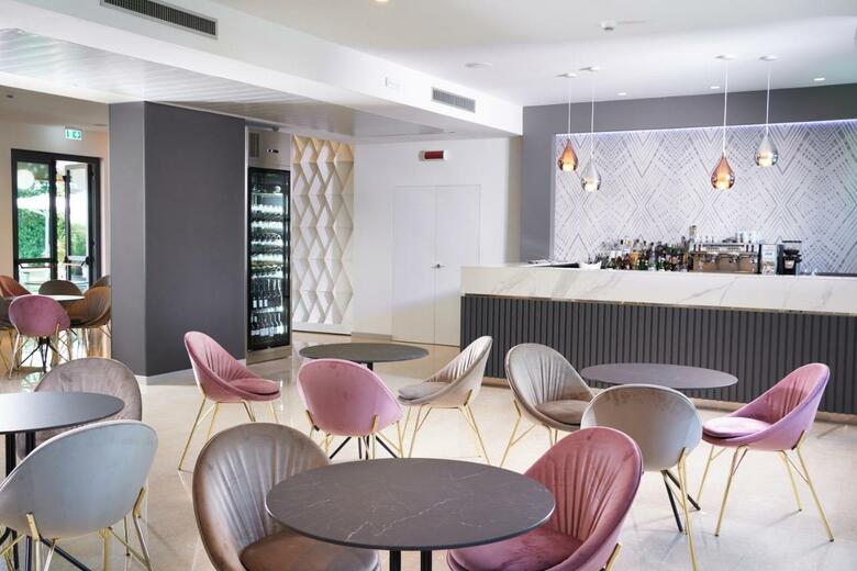 Hotel Omnia