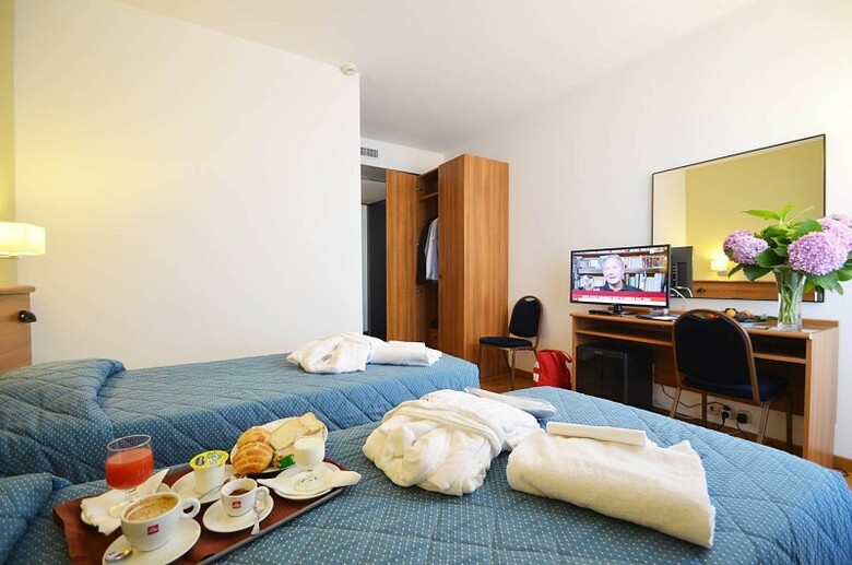 Hotel Mistral 2