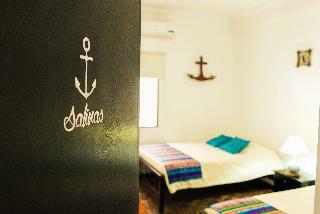 Hostal Villa64