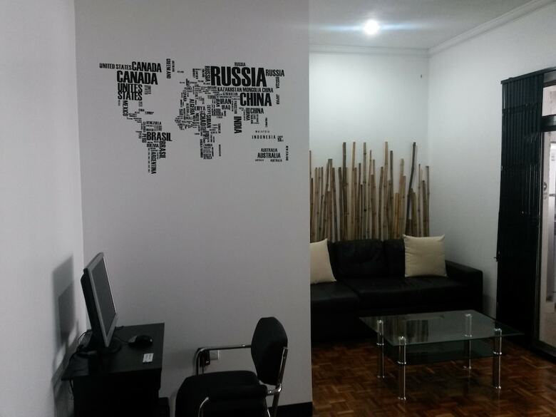 Hostal Villa64