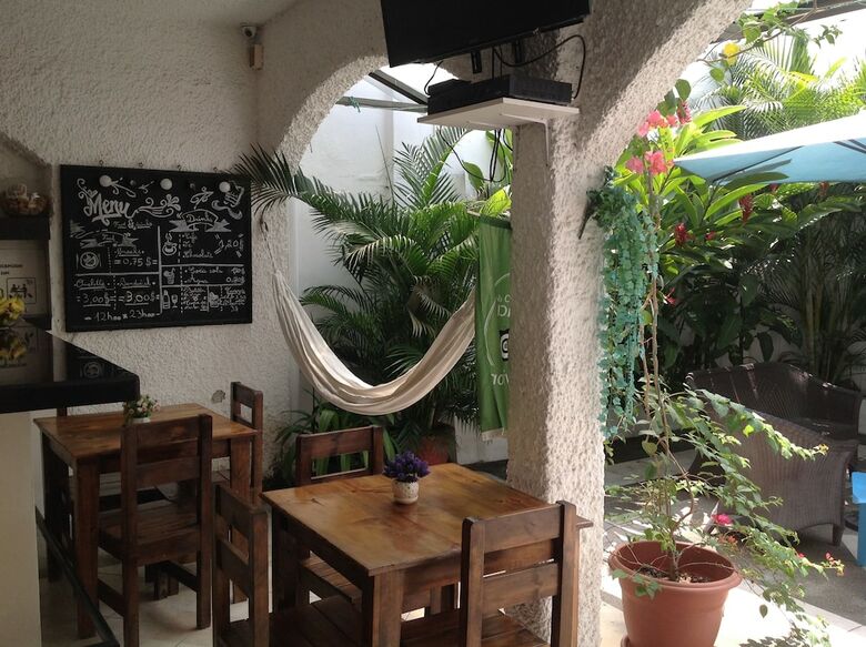 Hostal Villa64