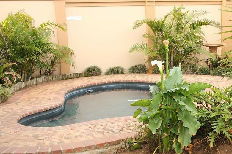 Hostal Komati Guesthouse
