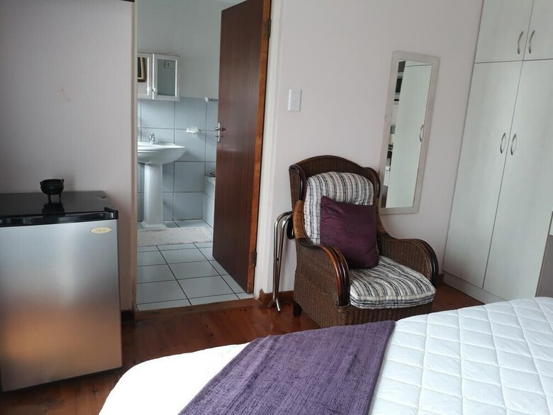 Hostal Komati Guesthouse