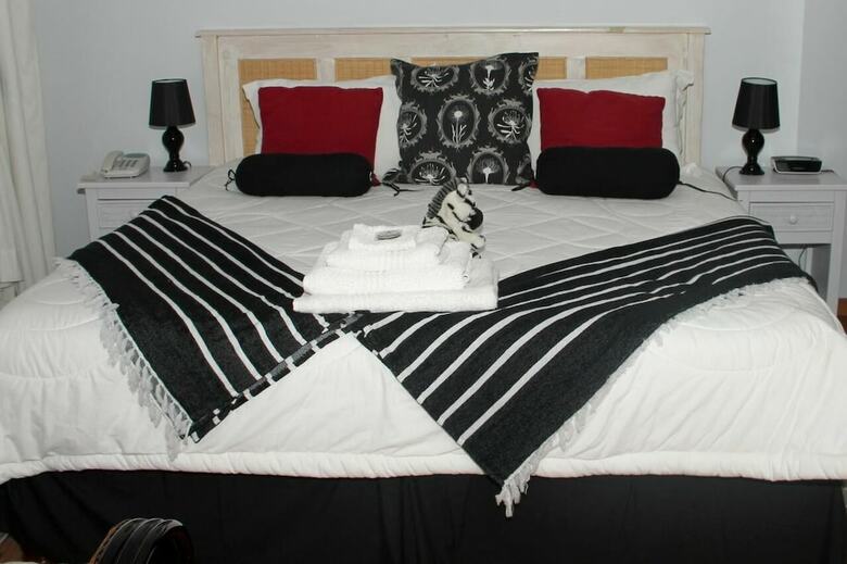 Hostal Komati Guesthouse