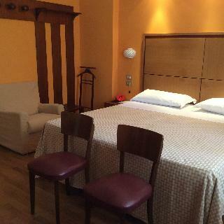 Hotel Vienna Touring