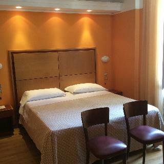 Hotel Vienna Touring