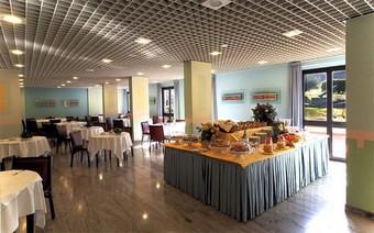 Hotel Albornoz Palace