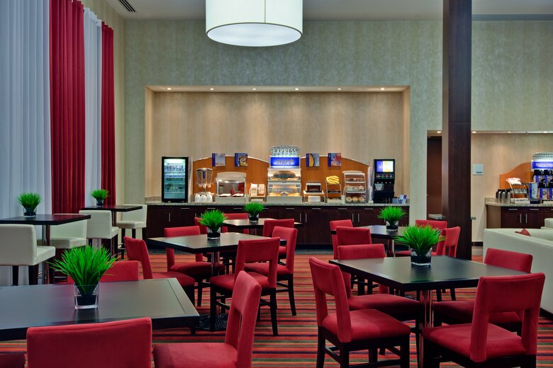 Hotel Holiday Inn Express & Suites Chatham South