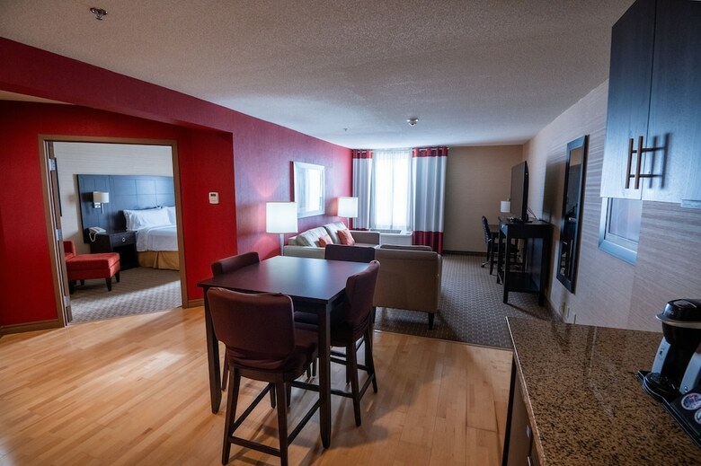 Hotel Holiday Inn Express & Suites Chatham South