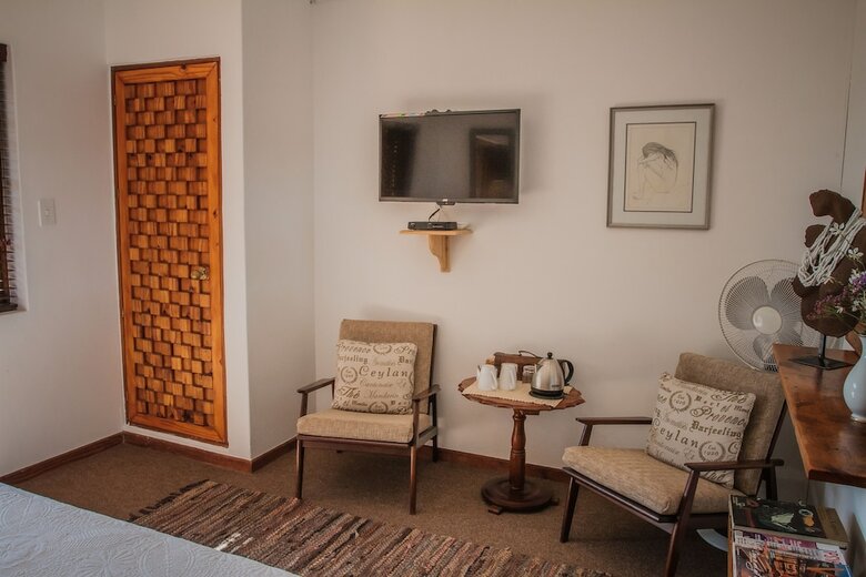 Hostal Guesthouse Larachelle