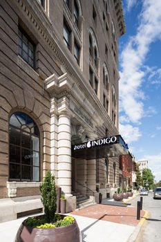 Mount Vernon Hotel