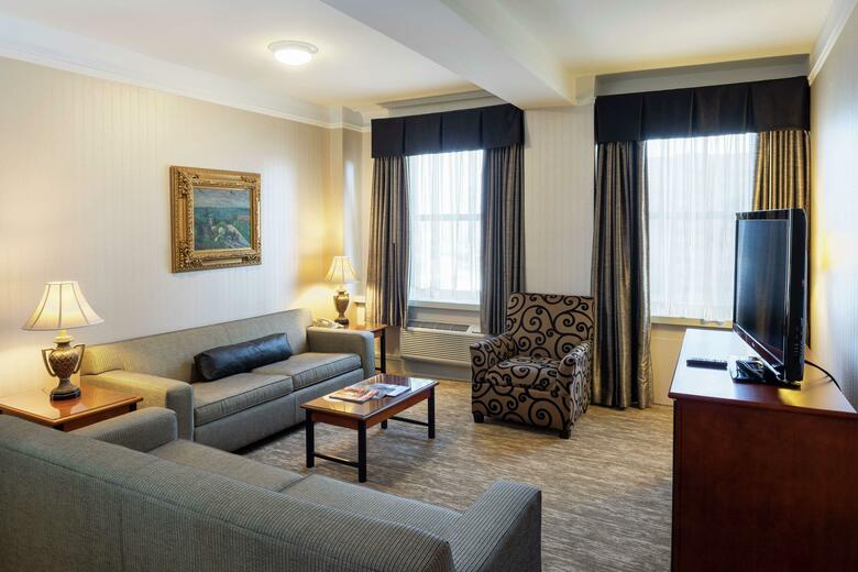 Hotel Hilton Netherland Plaza