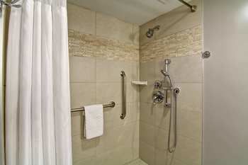 Hotel Doubletree By Hilton - Kamloops