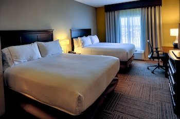 Holiday Inn Express Hotel & Suites Pell City