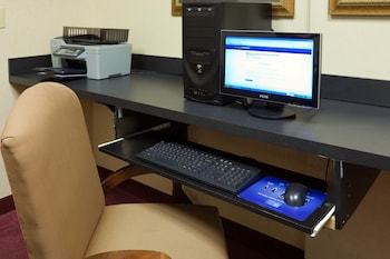 Holiday Inn Express Hotel & Suites Pell City