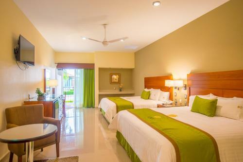 Hotel Ecce Inn