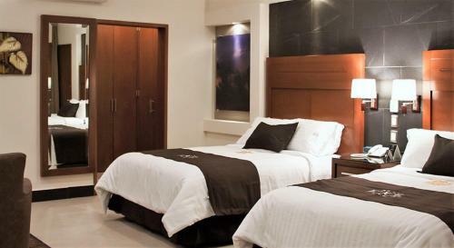 Hotel Ecce Inn