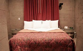 Hotel Chateau Avalon