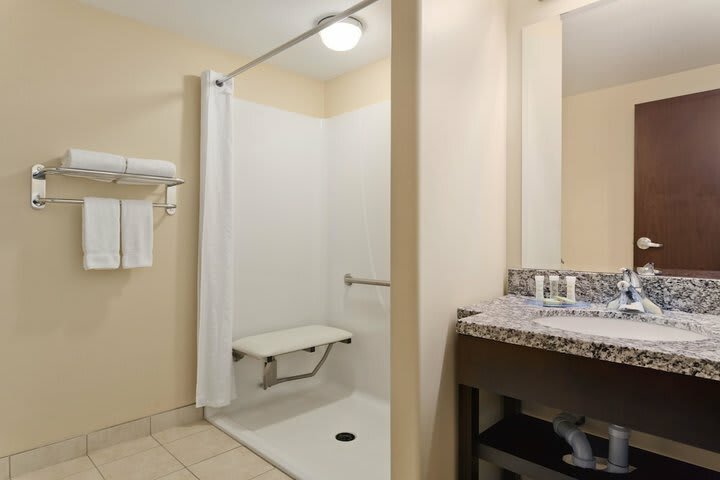 Hotel Super 8 Saskatoon West
