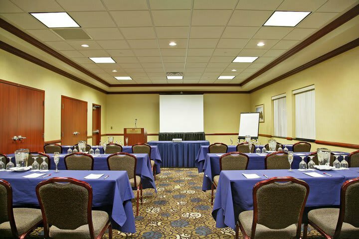 Hotel Crowne Plaza South