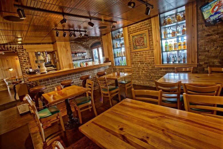 Hotel River Street Inn