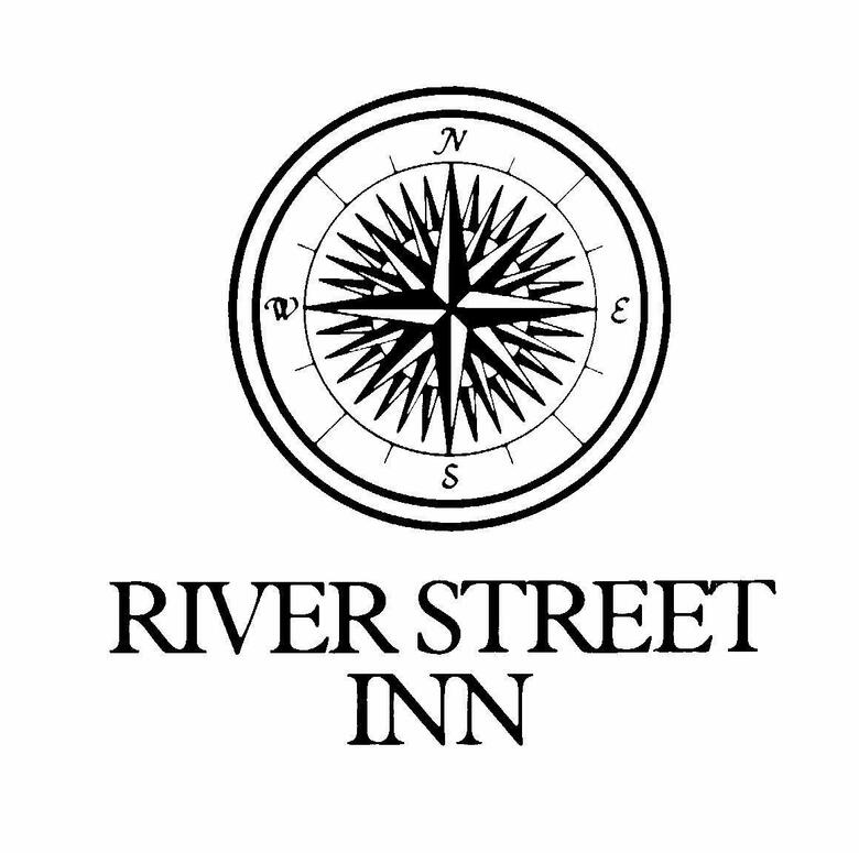 Hotel River Street Inn