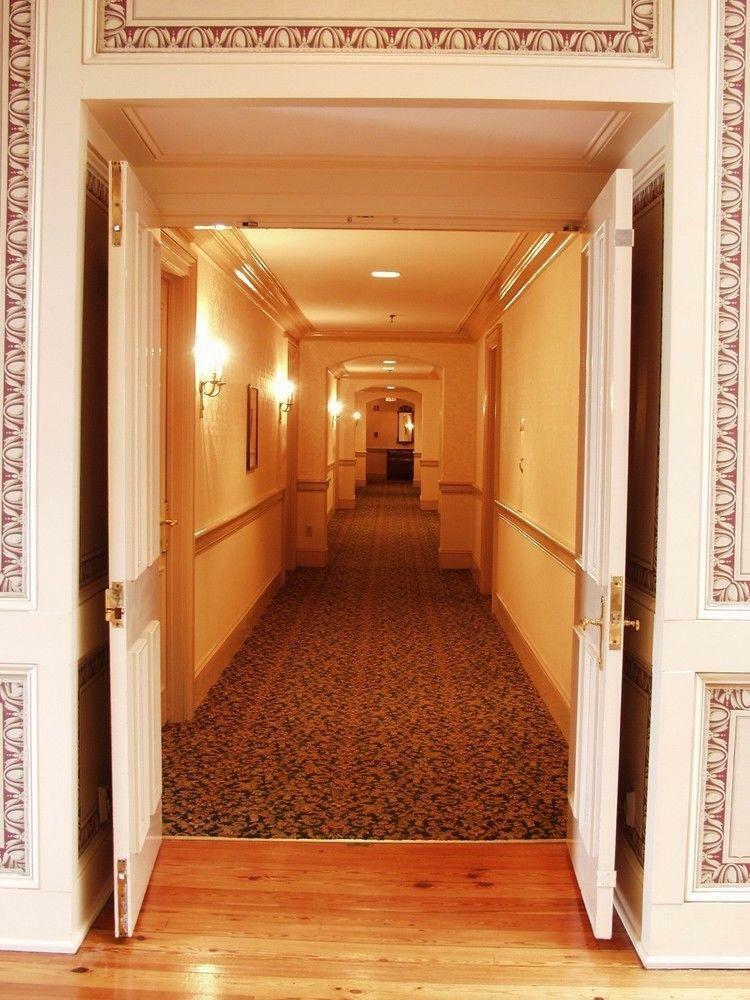 Hotel River Street Inn