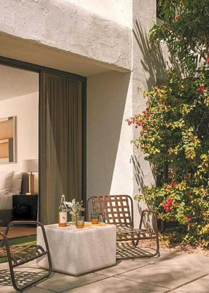 Hotel Mondrian