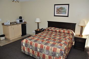 Motel Canadian Inn
