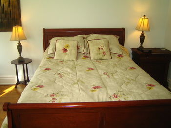 Suite Dreams Toronto Bed & Breakfast