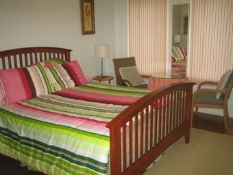 Suite Dreams Toronto Bed & Breakfast