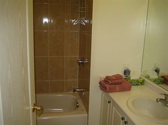 Suite Dreams Toronto Bed & Breakfast