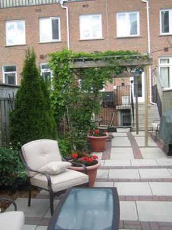 Suite Dreams Toronto Bed & Breakfast