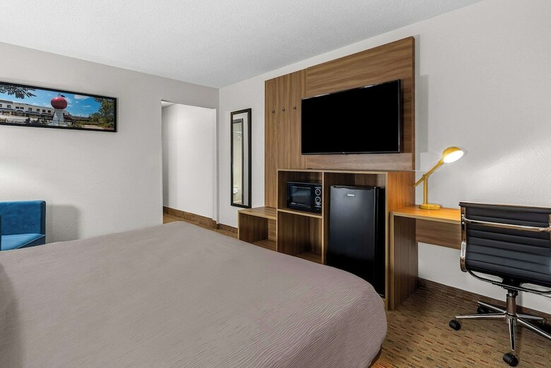 Hotel Super 8 Cornelia
