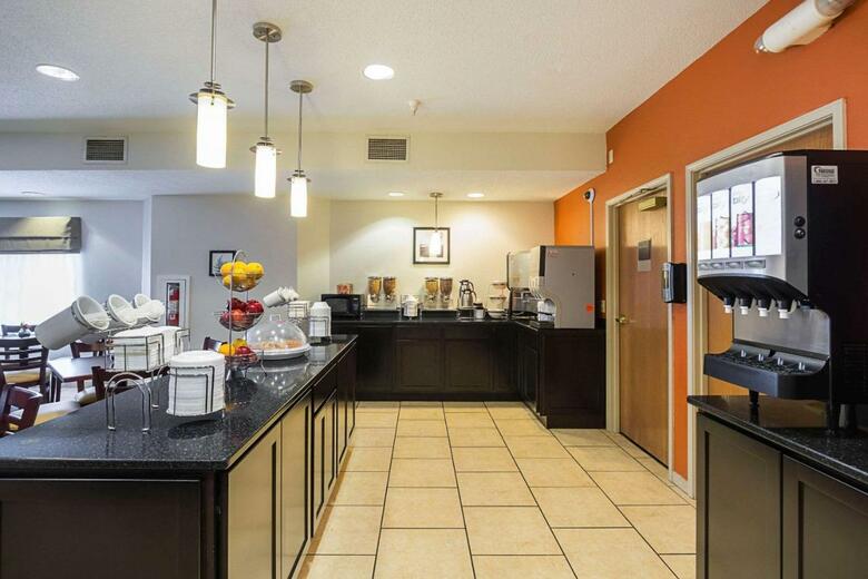 Hotel Sleep Inn And Suites Danville