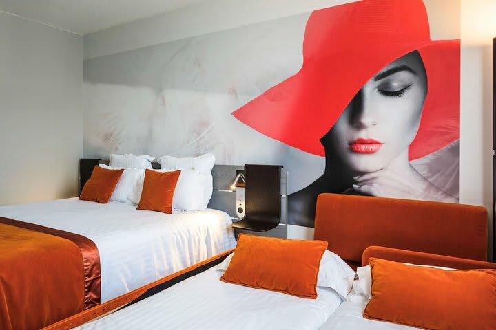 Novotel Orl�ans Charbonni�re Hotel