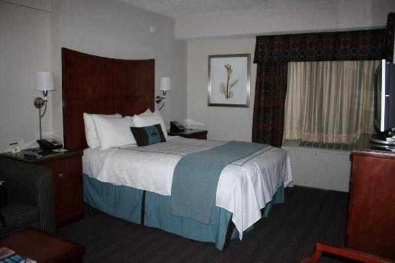 Hotel Capitol Hill Suites