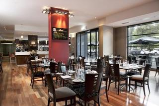 Hotel Mantra Hindmarsh Square