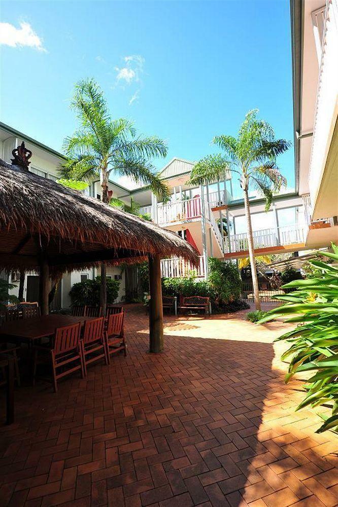 Hotel Coral Tree Inn