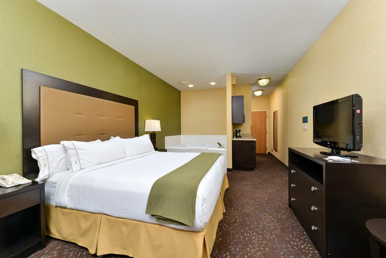Holiday Inn Express Hotel & Suites Charlotte