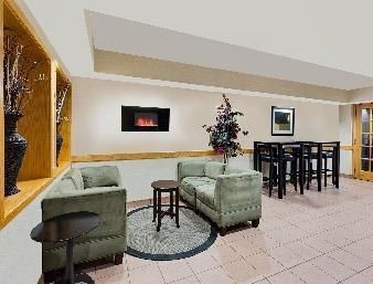 Hotel Ramada Marquette