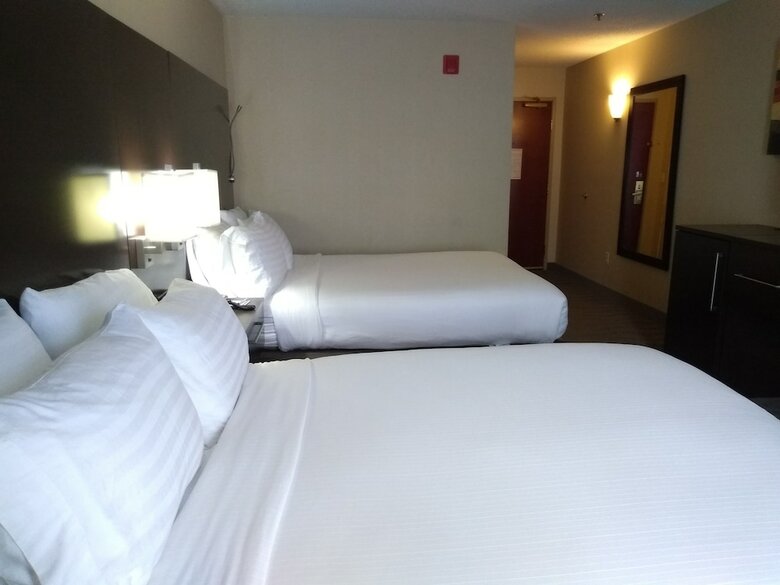 Holiday Inn Express Hotel & Suites Waterford