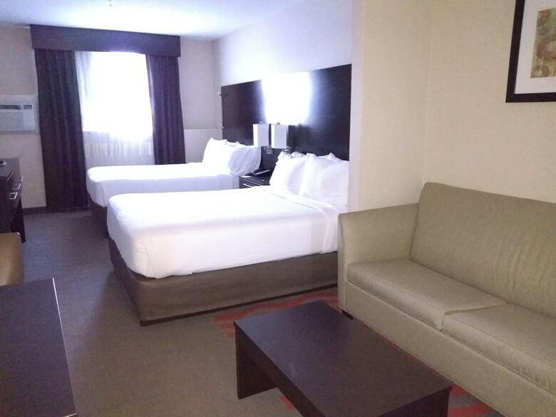 Holiday Inn Express Hotel & Suites Waterford