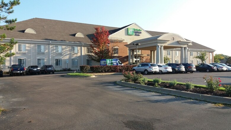 Holiday Inn Express Hotel & Suites Waterford
