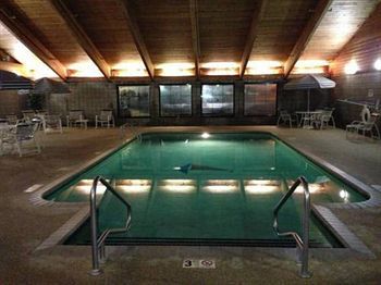Posada Asteria Inn & Suites