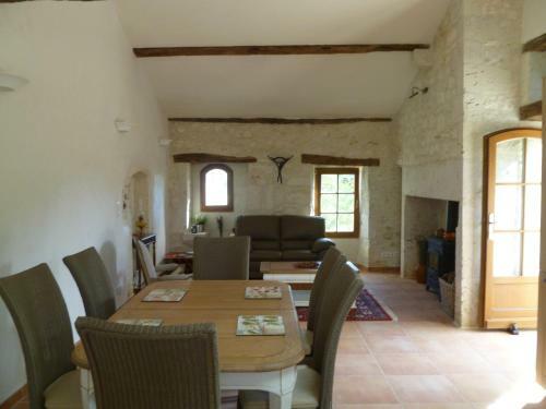 Village De Loubas