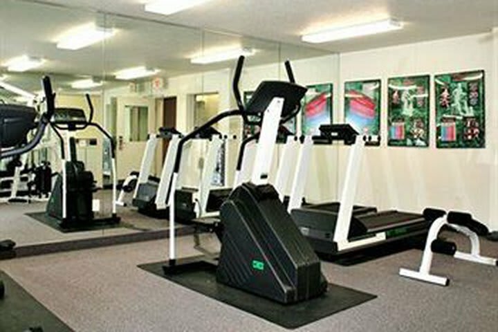 Hotel Days Inn And Suites Green Bay Wi
