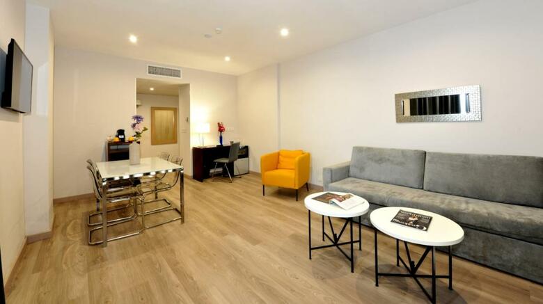 Hotel Salobre�a Suites